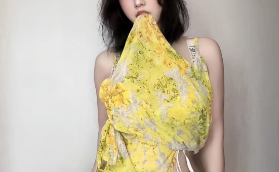 琳铛铛-夺命黄色战袍[15P-37MB]