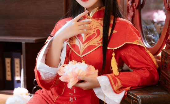 三度_69-2025新年自拍套装 [62P-729MB]