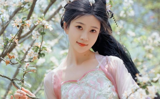 年年nnian –  海棠仙[84P-342.4M]