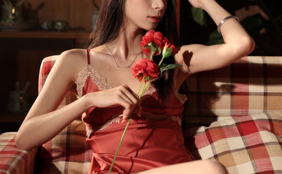 [尤蜜丝]穿搭写真 NO.140[52P／567MB]