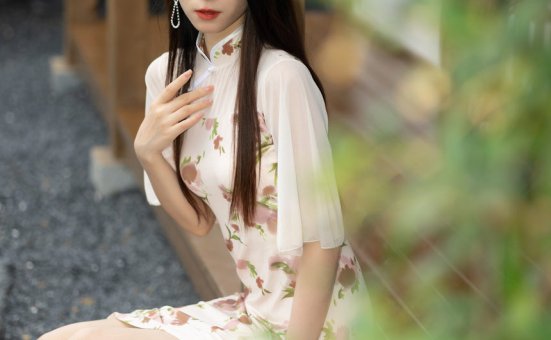 [尤蜜丝]穿搭写真 NO.146[35P+1V／0.98GB]