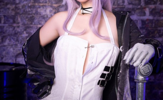 Messie Huang –  Hella [58P-211MB]