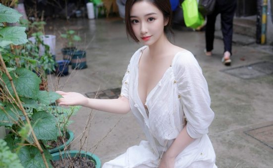 [XiuRen秀人网] 2025.07.31 No.10603 楠芝 [77+1P]