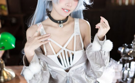 九柒喵 –  芙洛伦 药心  少女前线[29P-167.1M]