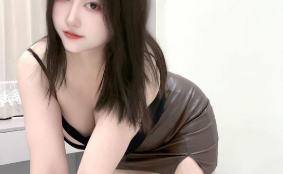 微密圈爱喝牛奶的墩墩_豹纹黑丝配皮裙 [24P+2V-107MB]