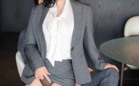 麦田《职业OL制服》原版写真 [88P-726MB]