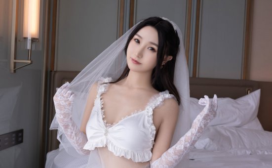 [XiuRen秀人网] 2025.10.15 No.10871 杏子Yada [70+1P]