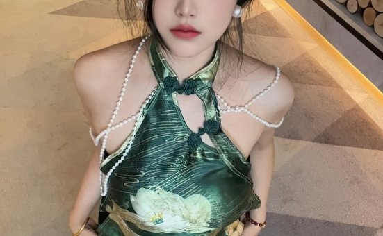 微密圈-辰妈呀[国风红加绿[13P+4V-102MB]