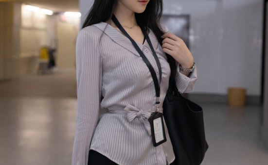 鱼子酱《催眠地铁》原版写真 [120P-1.3G]