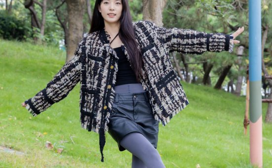 物恋传媒 No.2549 茯苓-短靴、厚灰丝 [250P1V-6.29GB]