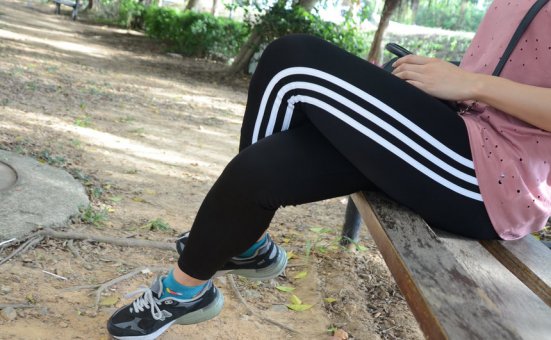 [战前女神] 恋足美腿棉袜女神级摄影套图 2015.06.01特辑 [134P+273M]