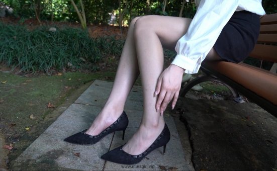 [MussGirl慕丝女郎] 视频花絮 NO.500 小茵[1V-1.41G]