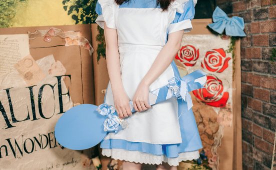 鹿八岁baby –  爱丽丝梦游仙境 [24P-960MB]