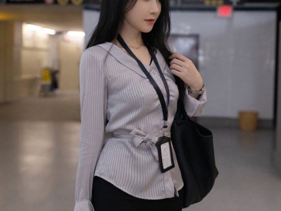 鱼子酱《催眠地铁》原版写真 [120P-1.3G]