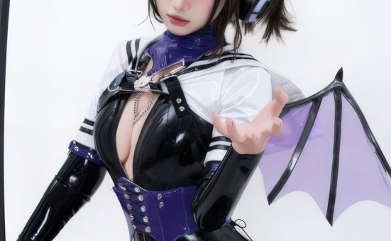 柒柒要乖哦-白棚胶衣[78P-230MB]