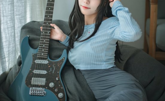 三無人型-吉他妹妹[24P-223MB]