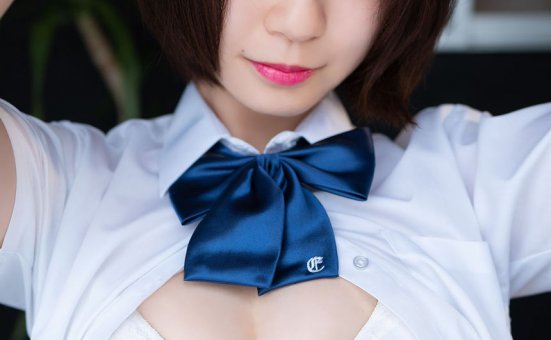 【デジタル限定 YJ PHOTO BOOK】伊織もえ写真集「制服はちゃんと着なさーい!!」