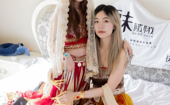 BoBoSocks袜啵啵 No.647 小甜豆&甜甜圈-两双凉鞋、薄黑丝、裸足 [210P1V-11.5GB]