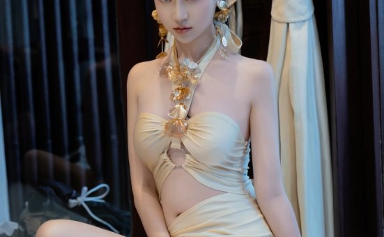 年年nnian –  海边维纳斯 [80P-1.07G]