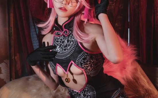 亚马逊鲶鱼 –  FGO 玉藻前旗袍[10P-199M]