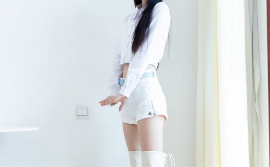 物恋传媒 No.2625 紫苏-板鞋、白棉袜、裸足 [152P1V-3.94GB]