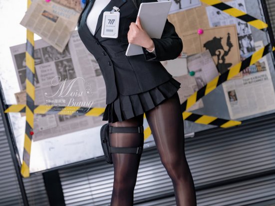 咬一口兔娘(Yiko湿润兔) –碧蓝档案 调月莉音 [94P+2V-2.76GB]