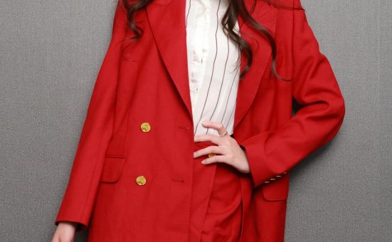 [IESS异思趣向] 2026.01.04 丝享家 2256 团团《红与黑（上）》[99P-157MB]