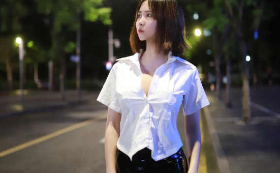 上杉绘梨落 NO.002 被人跟踪 [101P-655M]