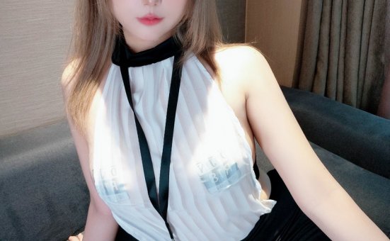 日奈娇 –  小秘书[107P+4V-428.1M]