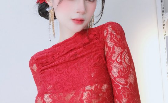 白银81 –  Fantia 2025年12月会员合集(15套)[144P+1V-1.27G]