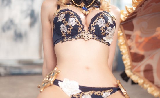 Peach milky – Navia Lingerie (Genshin Impact)