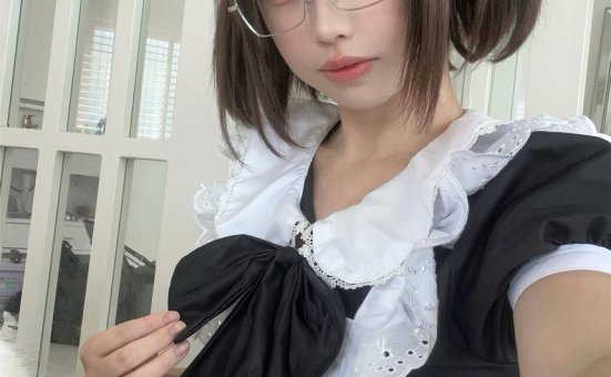 轩萧学姐 – &十万珍吱伏特 双人女仆