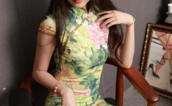 [IESS异思趣向] 2026.05.17 丝享家 2356 团团《花绿旗袍》[91P-111MB]