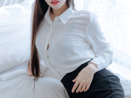 [Porrinn] EUN – Office Girl