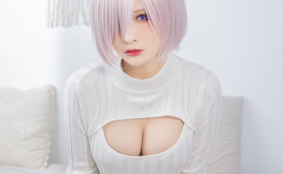洛璃 LoLiSAMA – NO.120 玛修 基列莱特 开胸毛衣