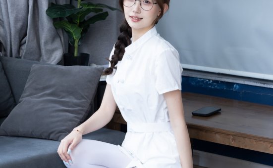 BoBoSocks袜啵啵 No.764 香菜-高跟鞋、厚白丝、护士服