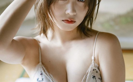 桃月梨子写真集「下町素肌」