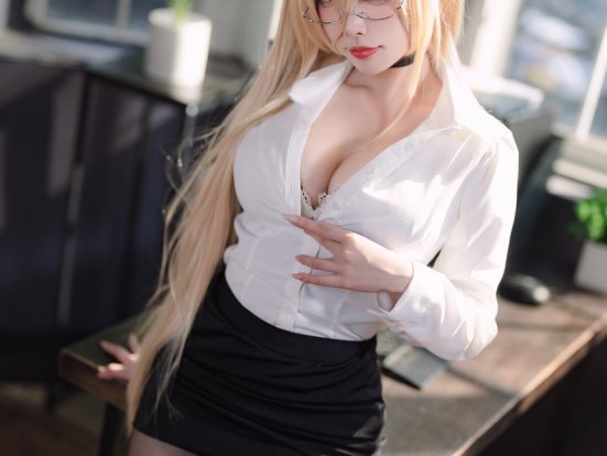 宮本桜 – NO.036 碧蓝航线 怨仇